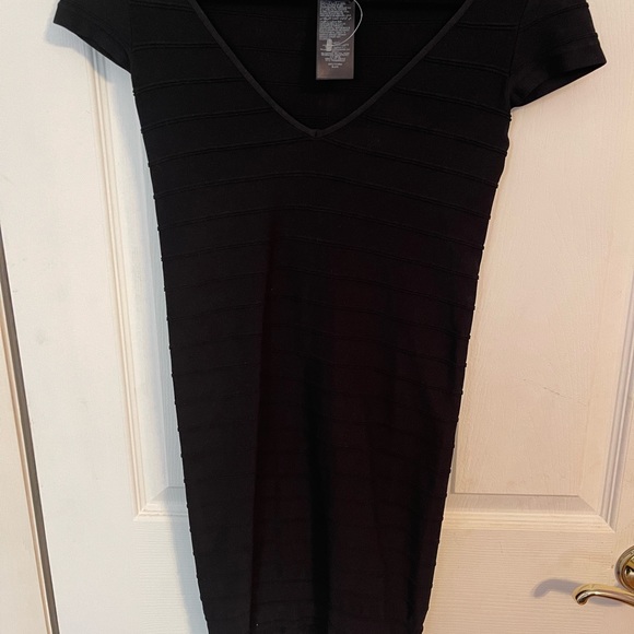 Bodycon BEBE dress - Picture 3 of 4